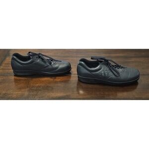 SAS Free Time  Women's Walking Shoes Black Size 10 S Slim Tripad